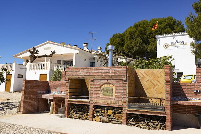 לה קאסס ד'אלקנאר Villa Vintage מראה חיצוני תמונה